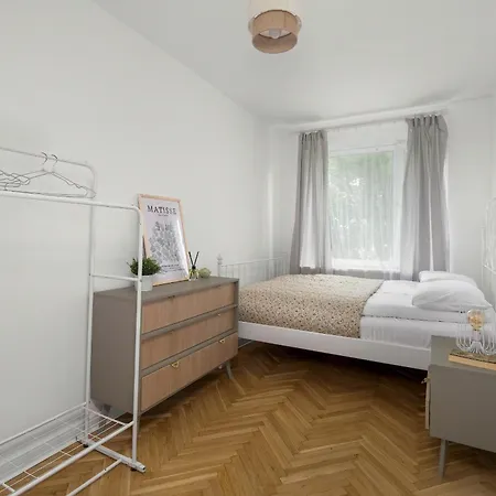 Апартаменты Rodzinny Obok Parku W Poznaniu By Renters *